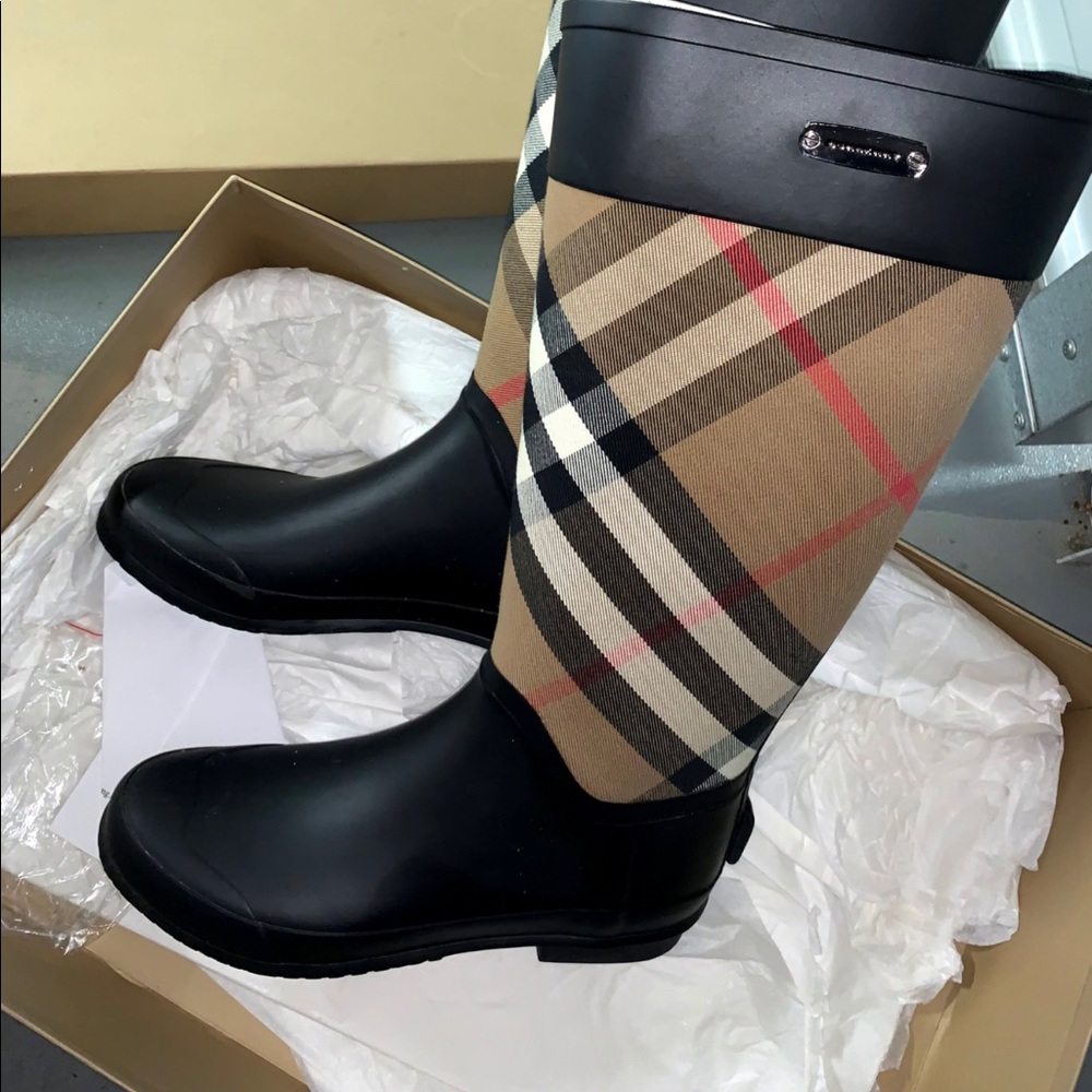 Burberry rain boots